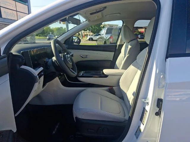 New 2026 White Hyundai SEL image 11