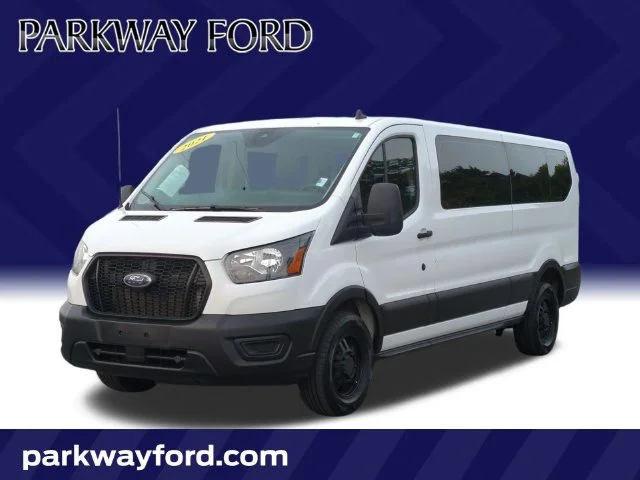 Used 2021 White Ford XL image 1