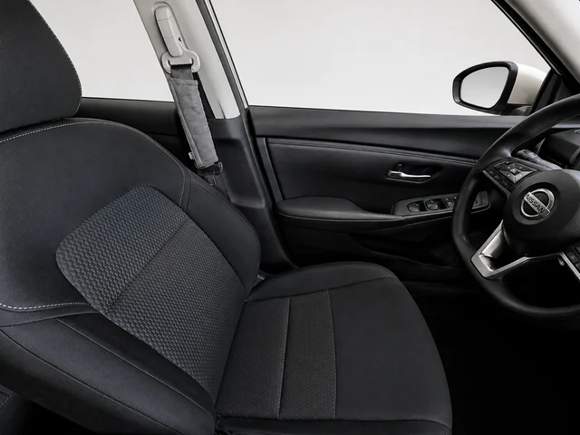 Used 2023 Silver Nissan S image 16