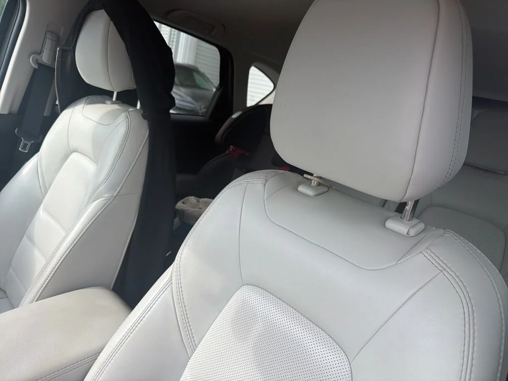Used 2020 Blue Mazda Grand Touring image 6