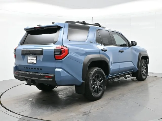 Used 2025 Blue Toyota SR5 image 7