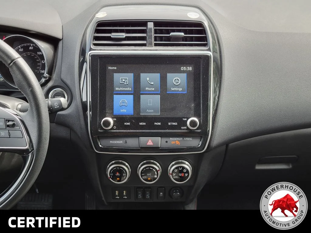 Used 2024  Mitsubishi  image 22