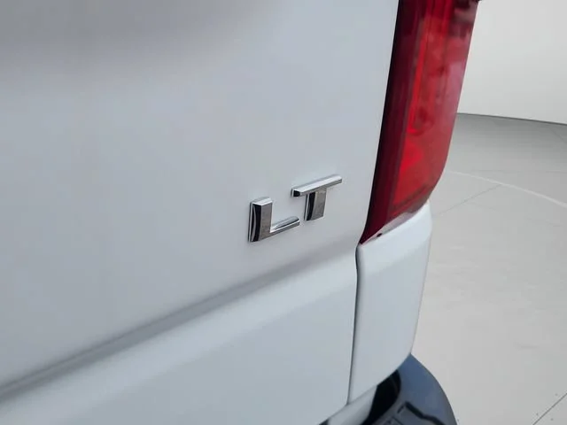 New 2026 Summit White Chevrolet LT Trail Boss image 6