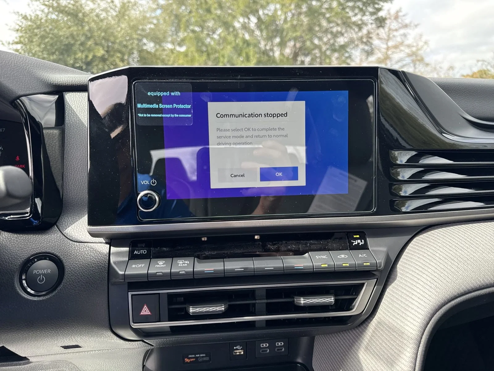 Used 2025  Toyota  image 19