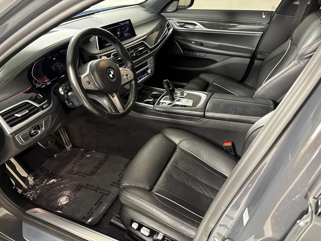 Used 2021 Gray BMW 740i image 29