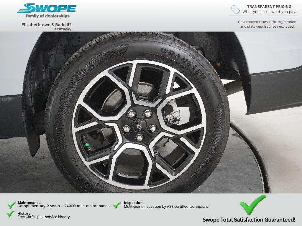Certified Used 2025 Space Gray Ford LARIAT image 28