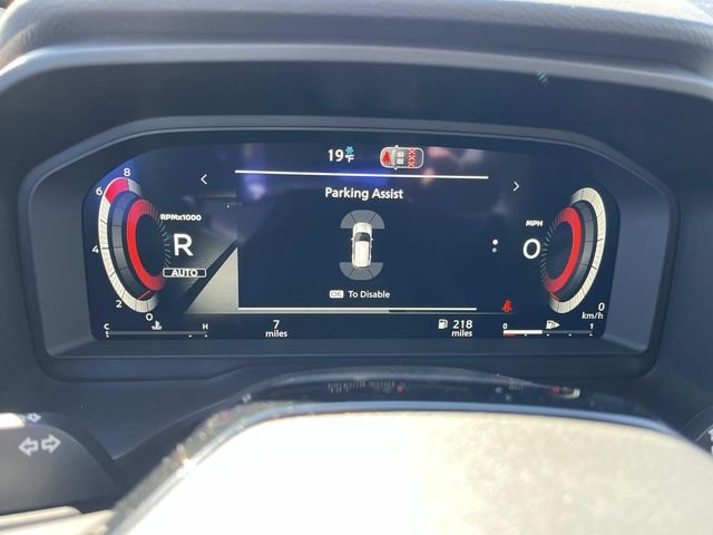 New 2026 Champagne Silver Metallic / Super Black Two-tone Nissan Platinum image 35