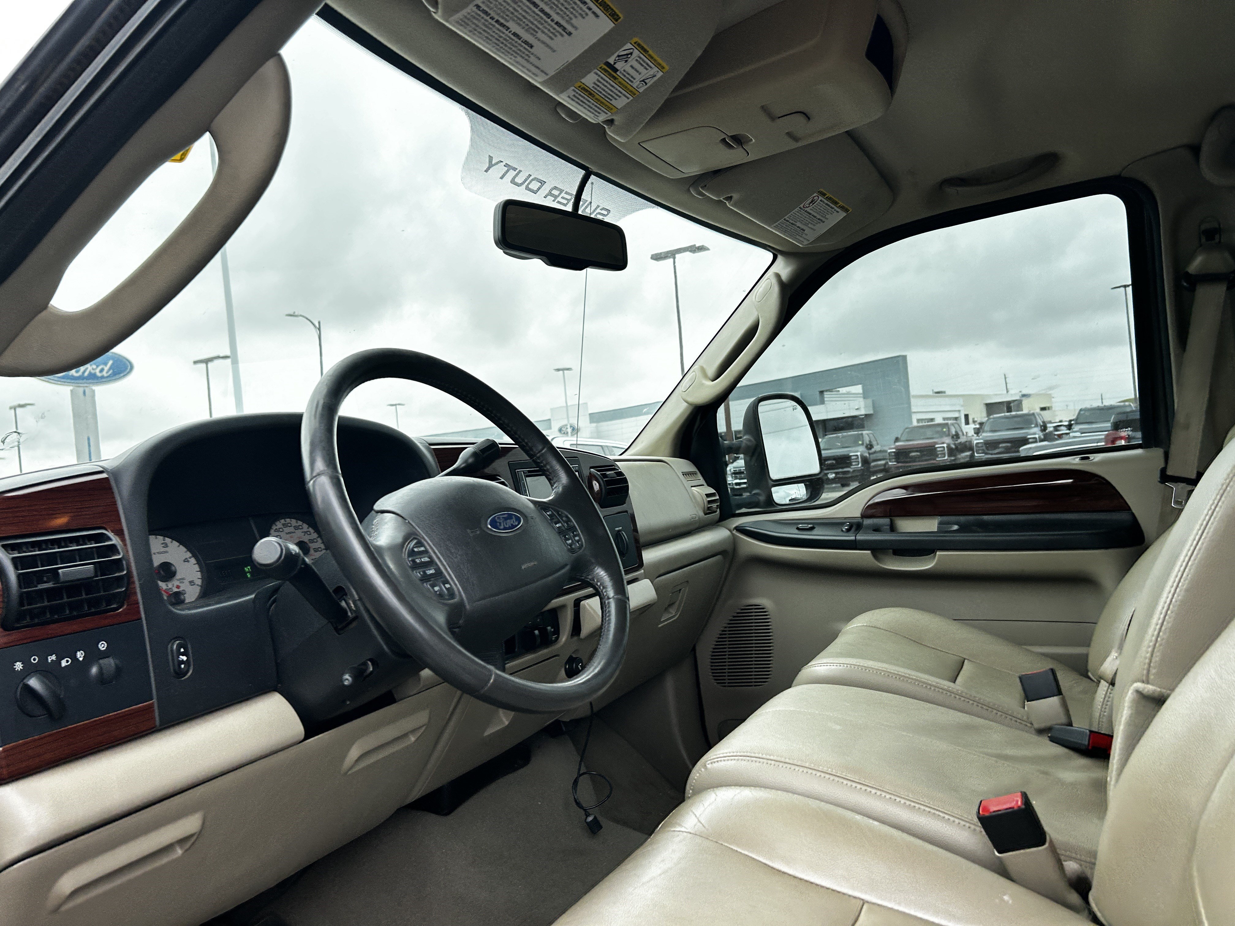 2006 Ford F-350 Super Duty XL - Photo 9