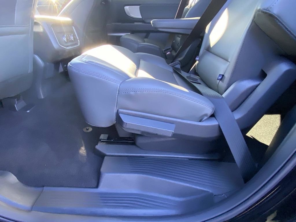 New 2026 Agate Black Metallic Ford MAX Active image 9