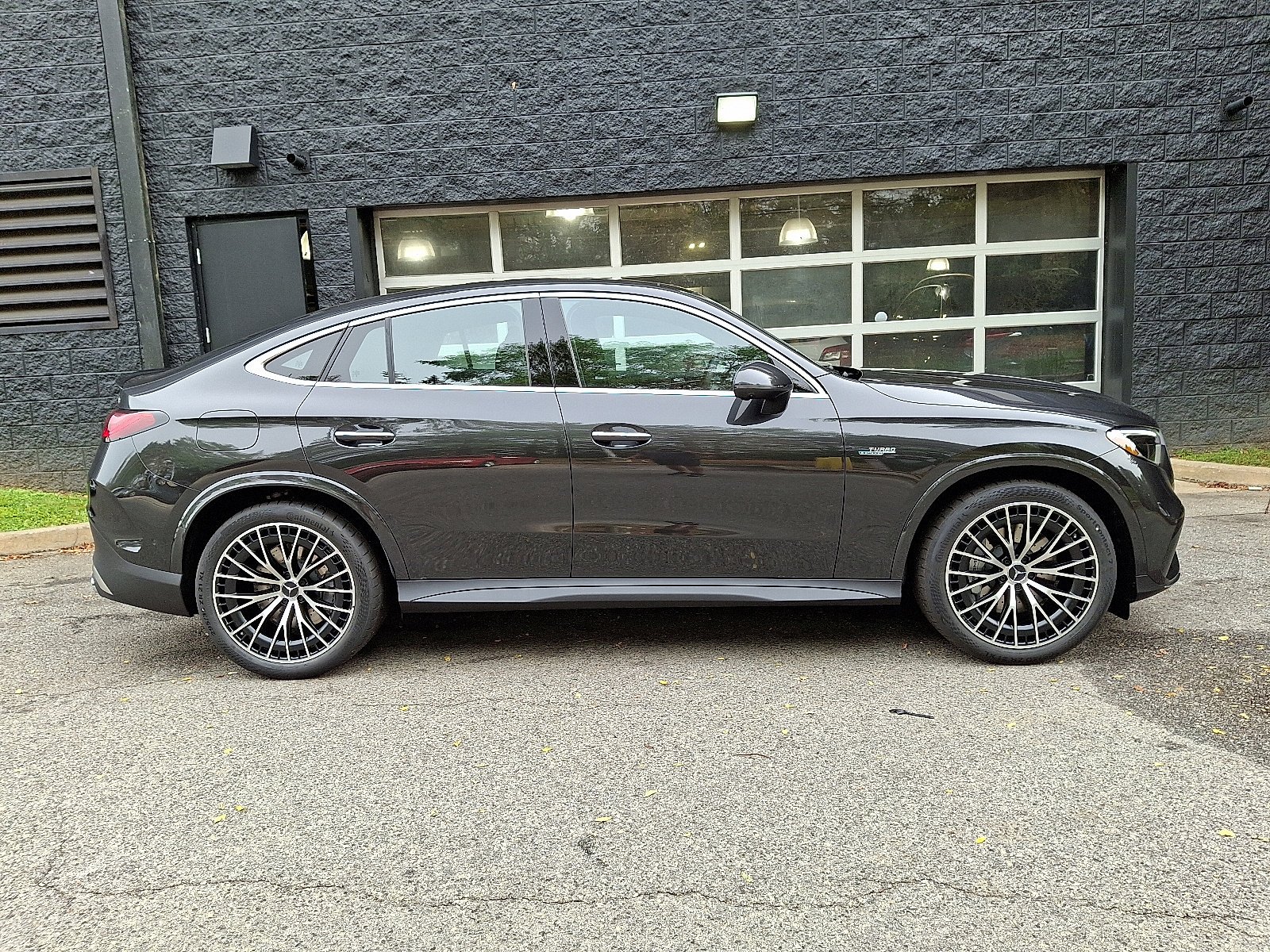 New 2026 Graphite Grey Metallic Mercedes-Benz AMG® GLC 43 4MATIC® Coupe image 29