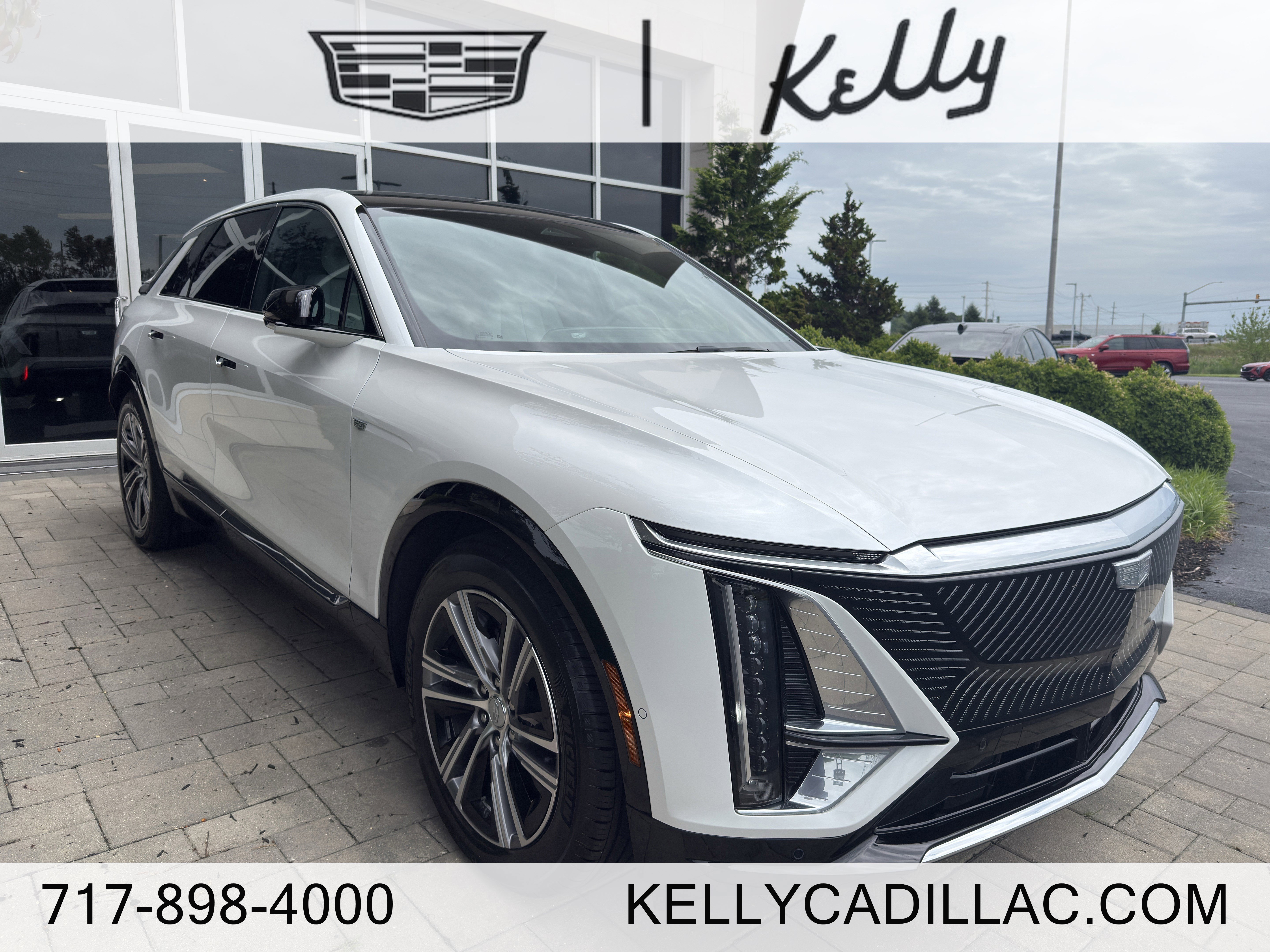 2025 Cadillac Lyriq Luxury 2 AWD's photo