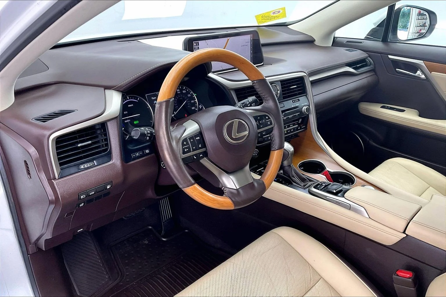 Used 2018 Eminent White Pearl Lexus 450h image 14