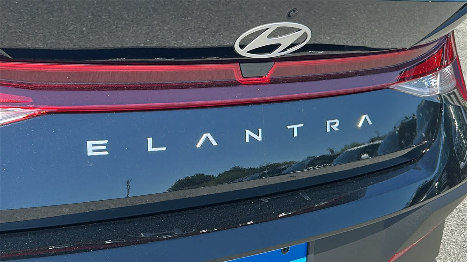 New 2026 Abyss Black Hyundai SE image 28