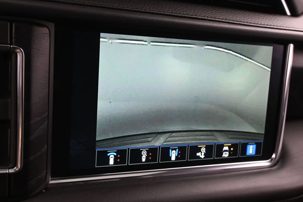 Used 2022 Onyx Black GMC Denali image 24