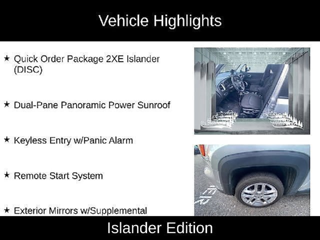 Used 2021 Silver Jeep Latitude image 12