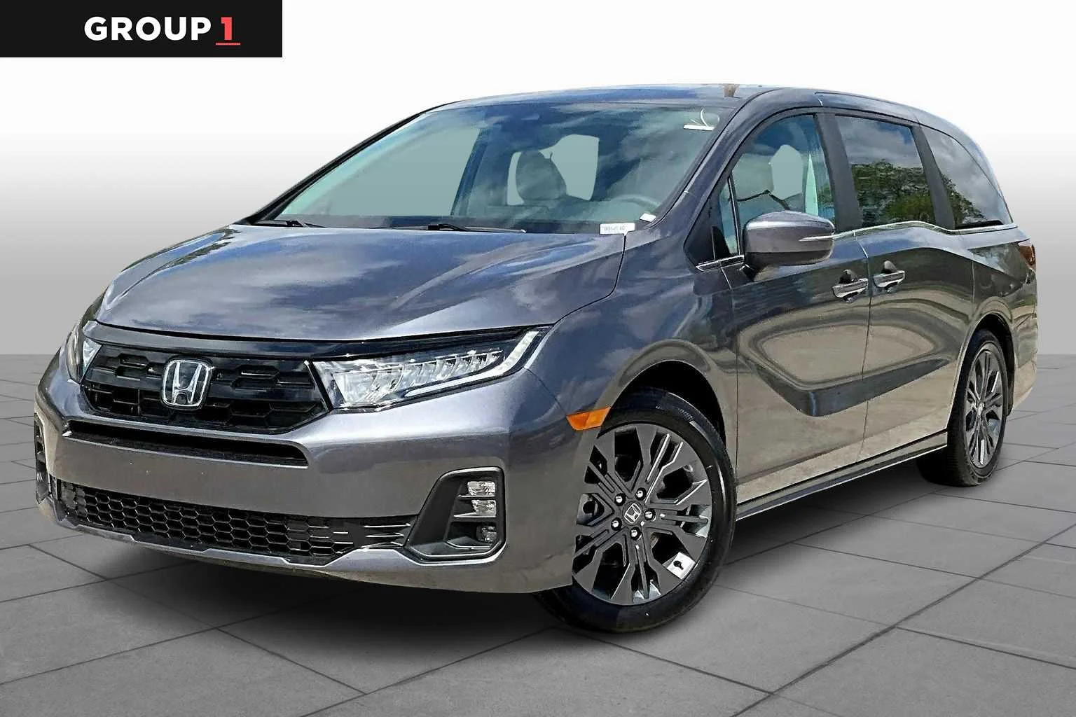 2026 Honda Odyssey Touring's photo