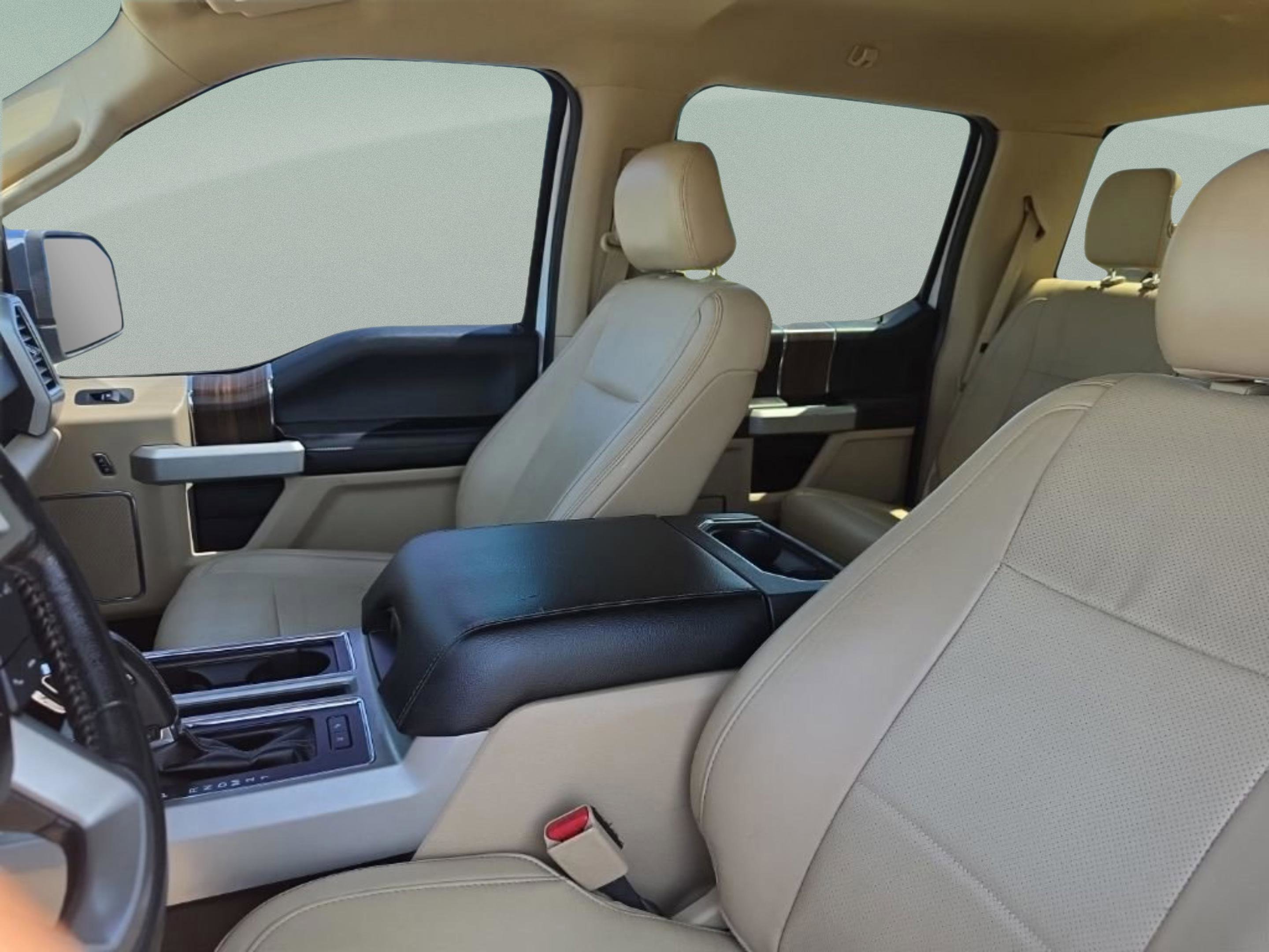 Used 2016 White Ford LARIAT image 19
