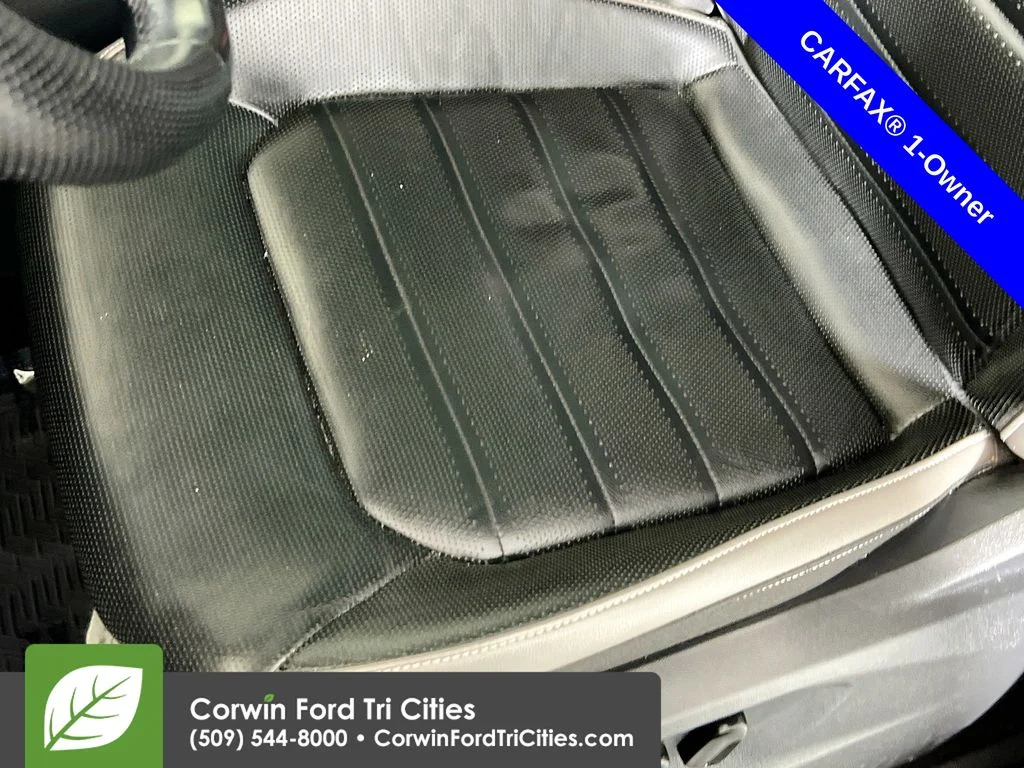 Used 2021 Deep Black Pearl Effect Volkswagen 3.6L V6 SEL Premium R-Line image 24