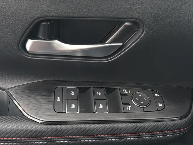 2026 Nissan KICKS SR AWD - Photo 25