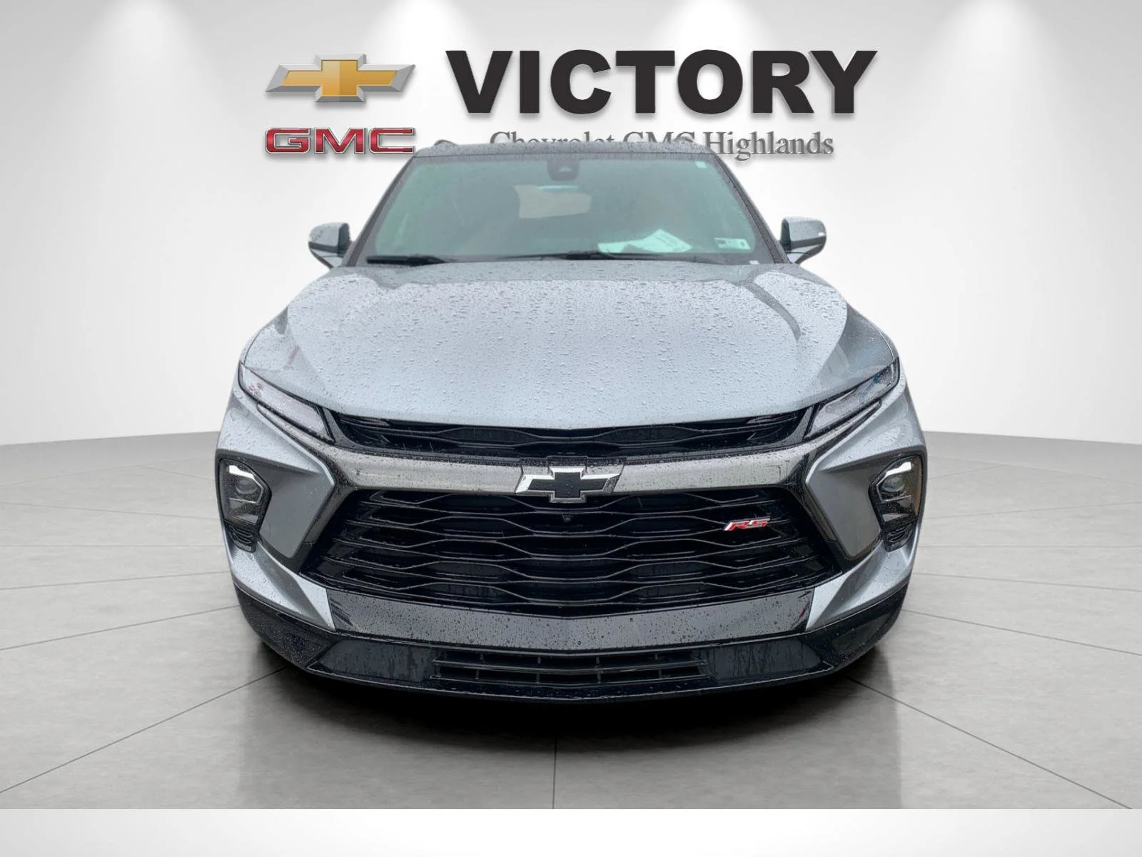 Used 2025 Sterling Gray Metallic Chevrolet RS image 8