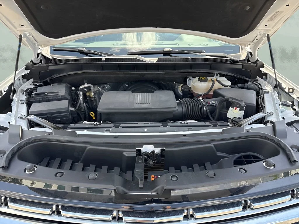 Used 2023 Summit White Chevrolet Premier image 32