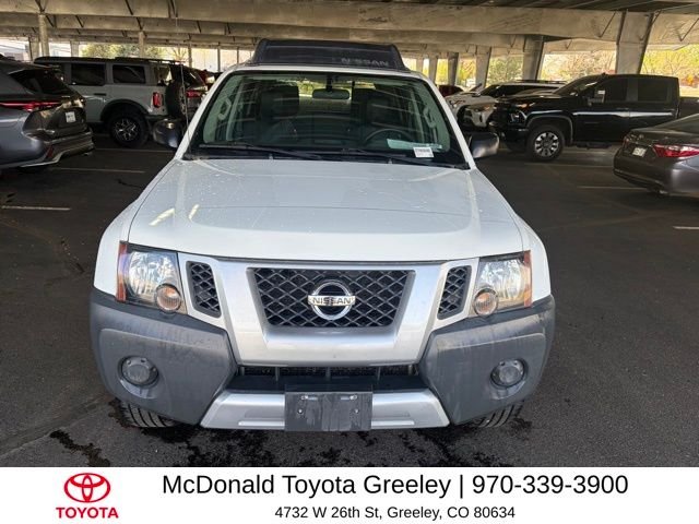 Used 2015 White Nissan S image 9