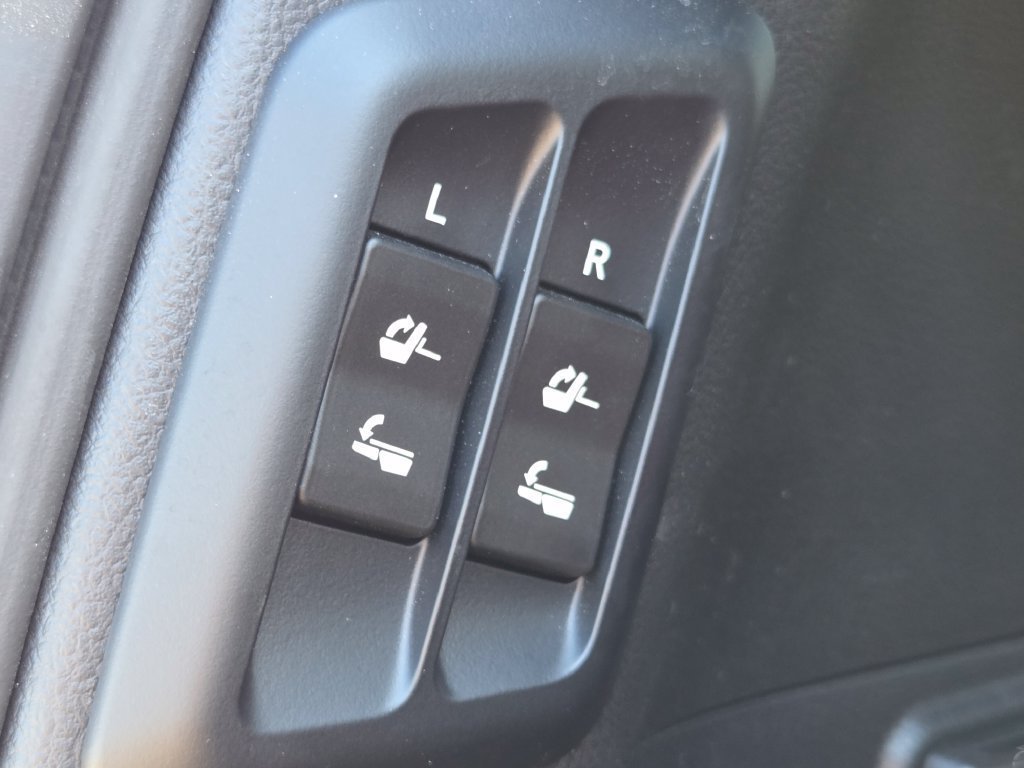 Used 2023 Gray Pearl Lexus 460 Premium image 31