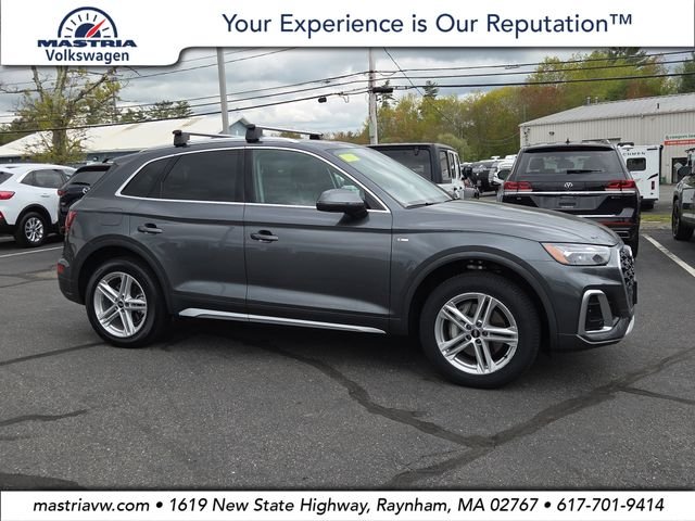 2023 Audi Q5 55 e Premium Plus's photo
