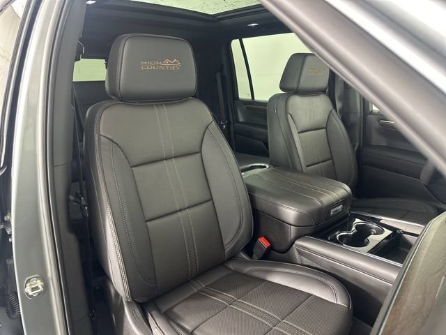 2026 Chevrolet Suburban High Country - Photo 12