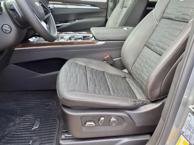 2026 Cadillac Escalade Platinum Sport - Photo 10