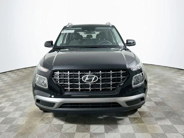 New 2026 Hyundai VENUE SEL