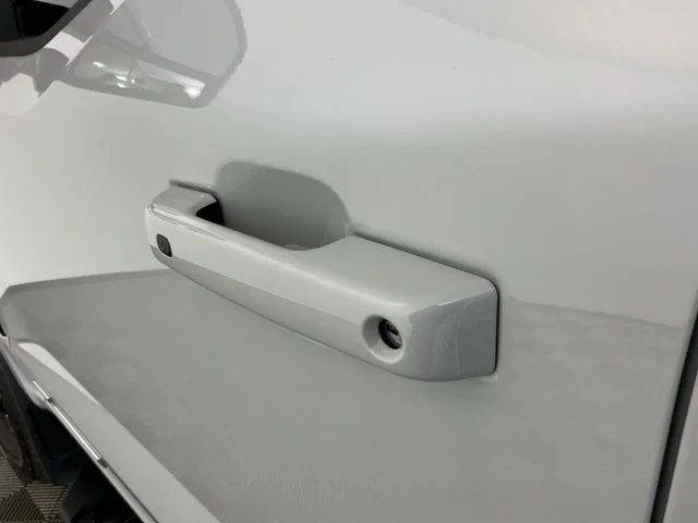 Certified Used 2025 White Ford Lariat image 14