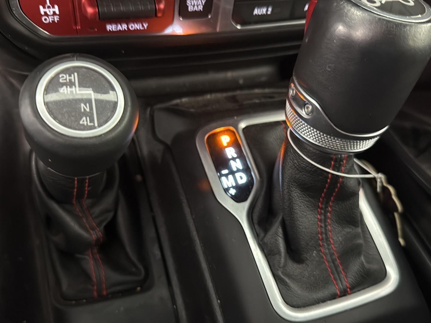 Used 2018 Billet Metallic Jeep Rubicon image 12