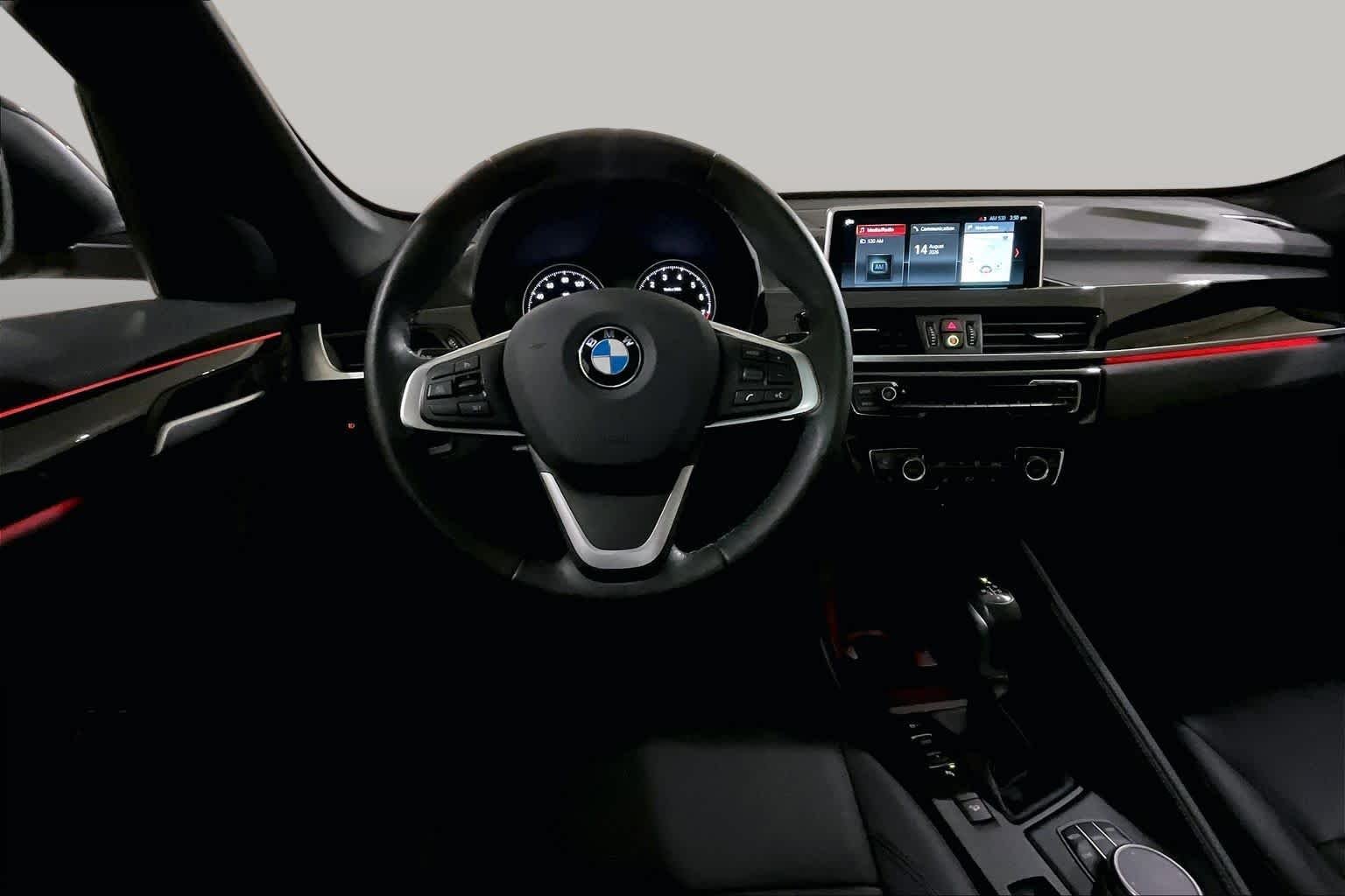 Used 2019 Jet Black BMW xDrive28i image 5