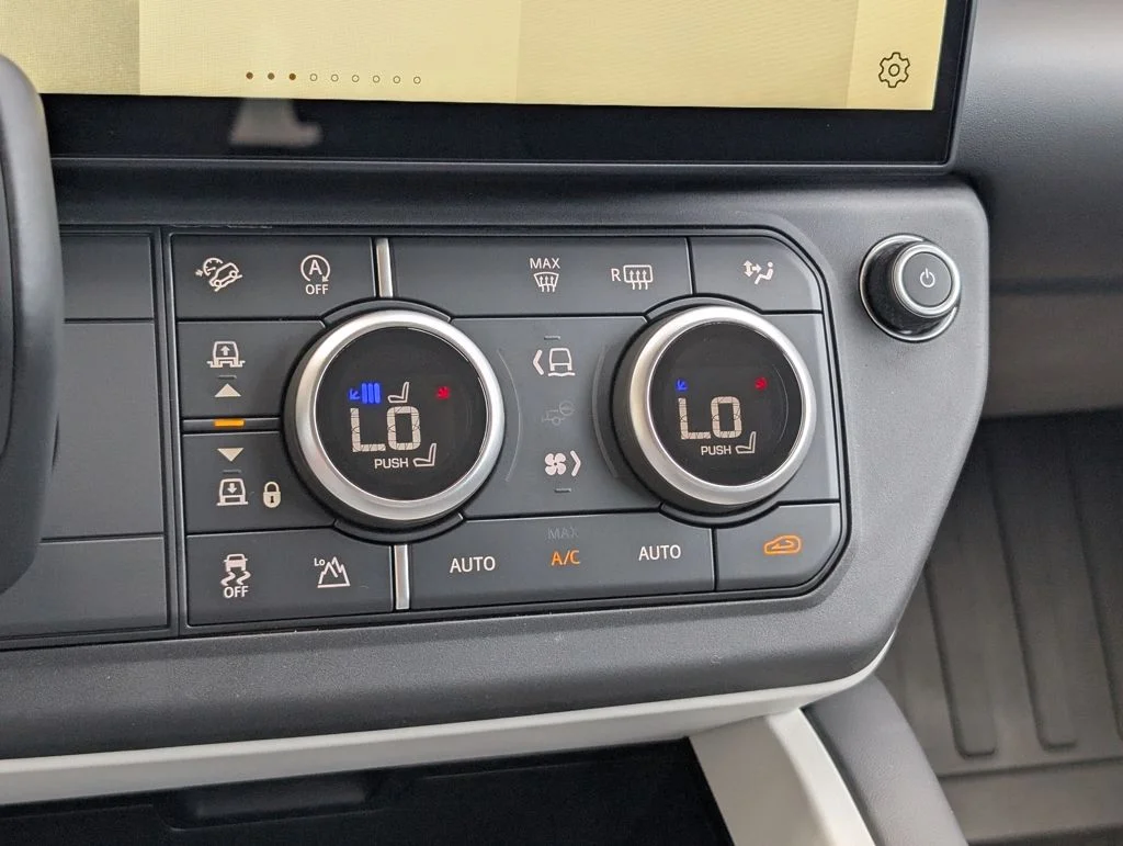 New 2026 Woolstone Green Land Rover S image 19