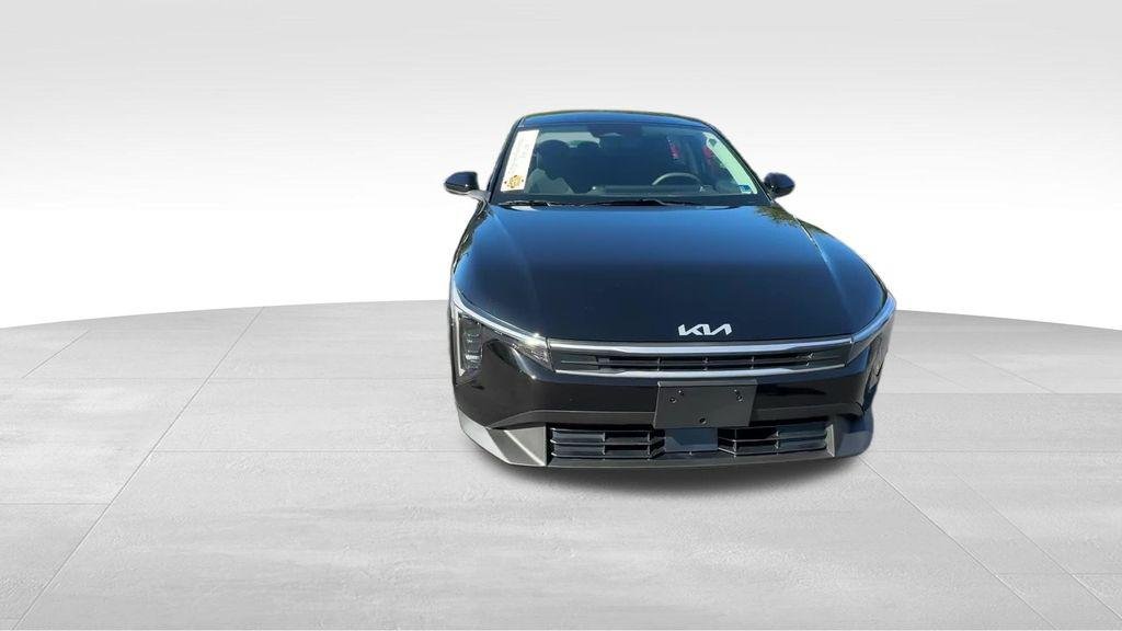 New 2026 Aurora Black Pearl Kia LXS image 9