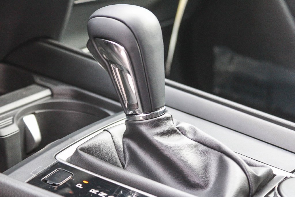 New 2026 Machine Gray Metallic Mazda 2.5 S Preferred AWD image 24
