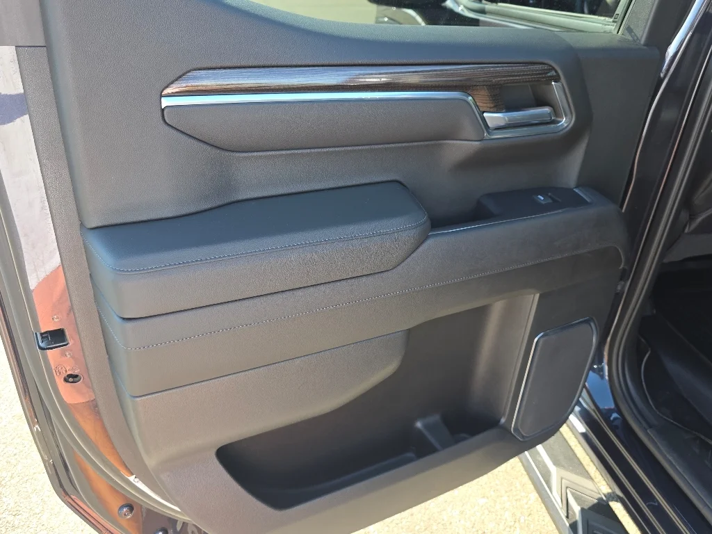 Used 2022 Dark Ash Metallic Chevrolet RST image 32