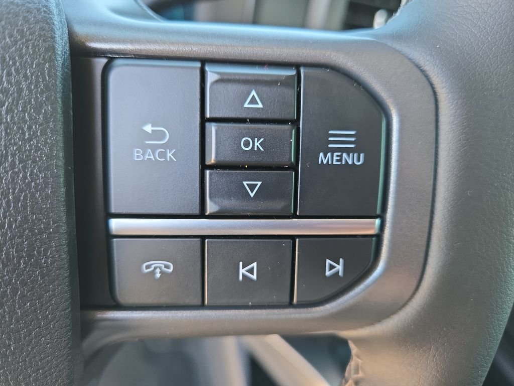New 2026 Agate Black Metallic Ford F-250® Lariat® image 17