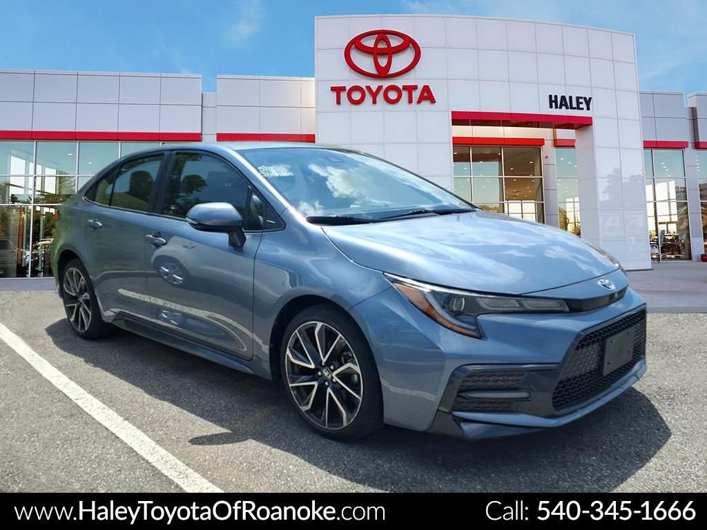 2020 Toyota Corolla SE AT's photo