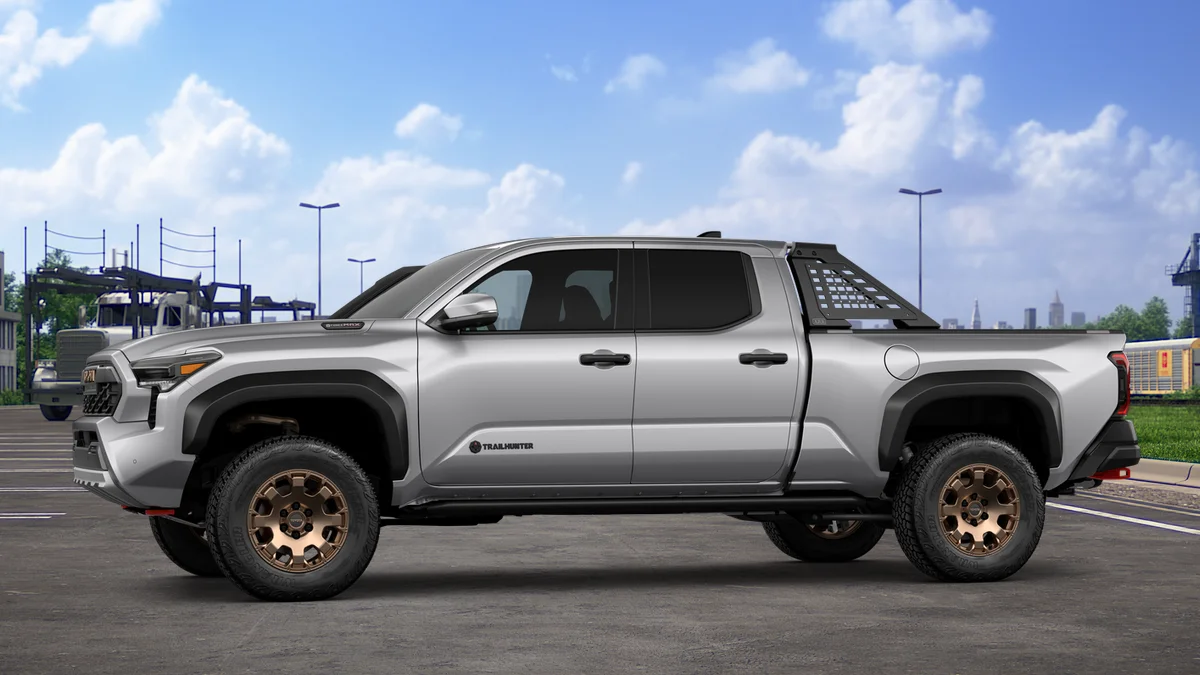 New 2026 Celestial Silver Metallic Toyota Trailhunter image 3