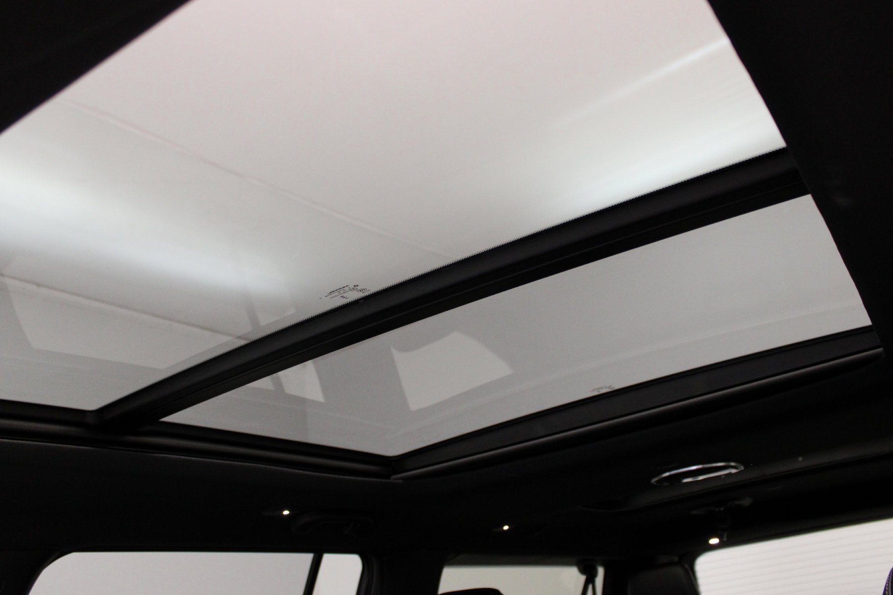 New 2026 High Gloss Black Exterior Paint Jeep Limited Altitude 4x4 image 28