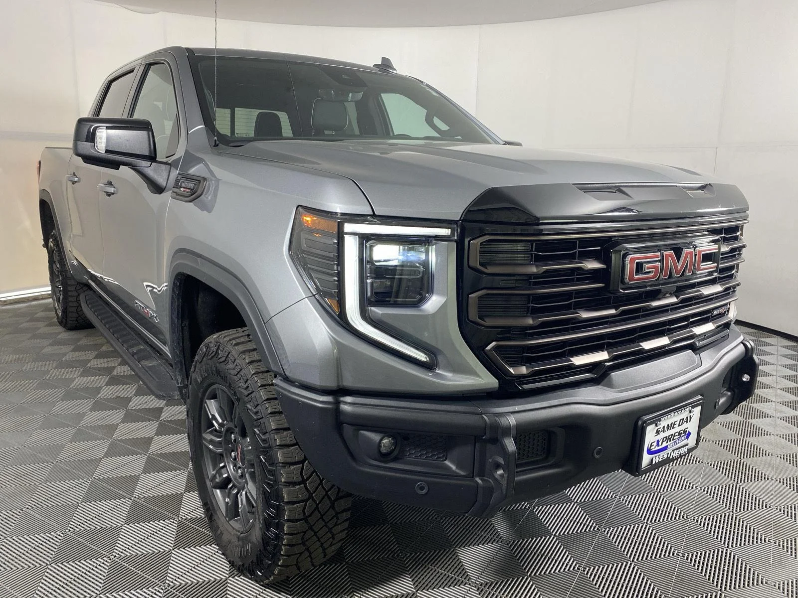 Used 2024 Sterling Metallic GMC AT4X image 18