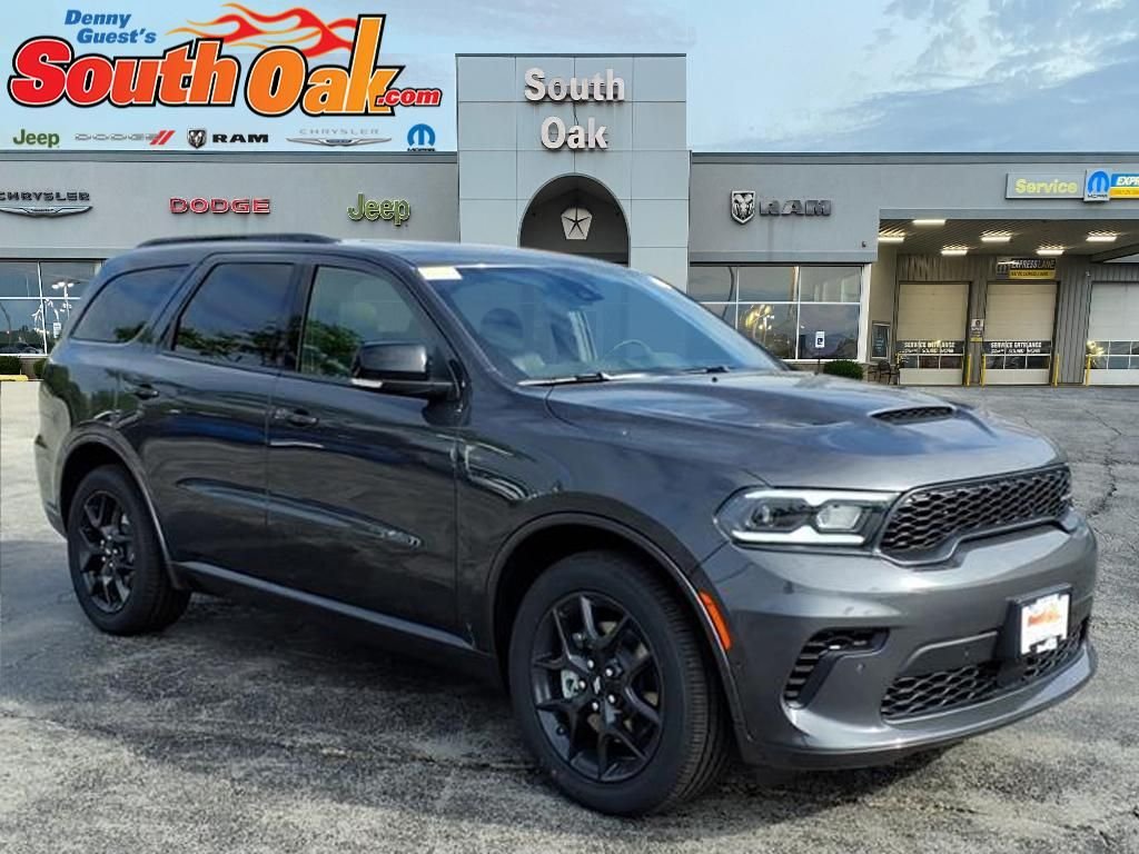 New 2026 Vapor Gray Exterior Paint Dodge GT Plus HEMI V8 image 1