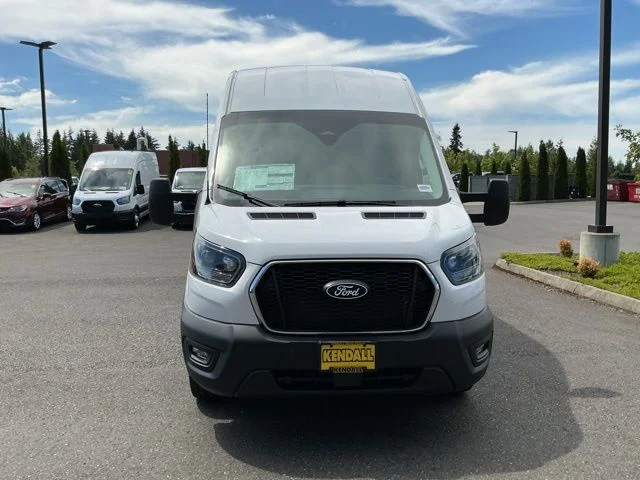 New 2026 Oxford White Ford Base image 2