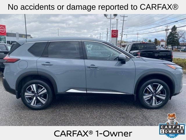 2023 Nissan Rogue Platinum photo 2