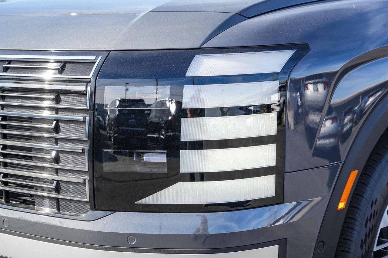 New 2026 Gray Hyundai SEL Premium image 33
