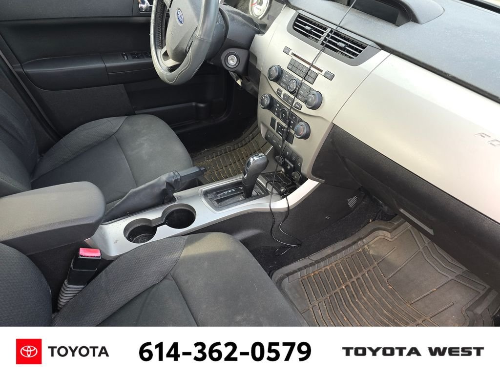 Used 2009  Ford SES image 11