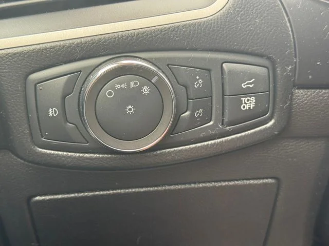 Used 2023 White Ford SEL image 24