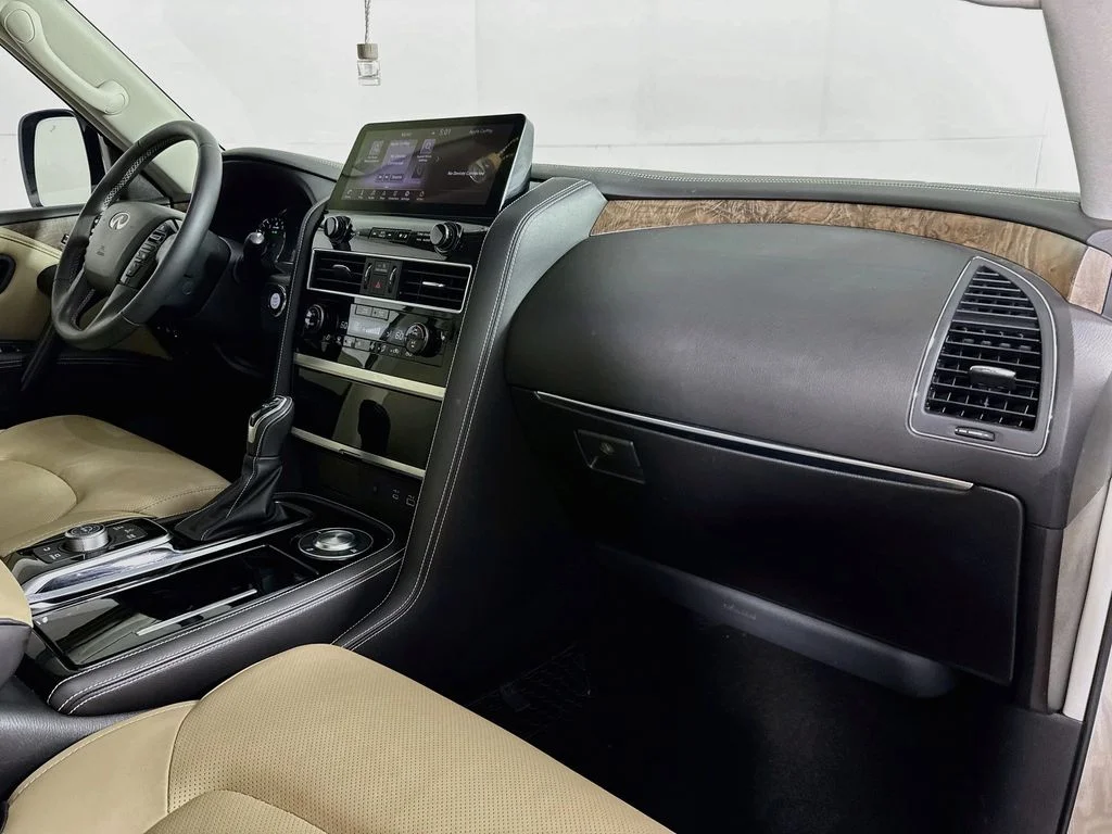 Certified Used 2023 Beige INFINITI Premium Select image 41